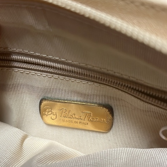 Paloma Picasso good used condition small ivory bag comes with dust bag - Picture 3 of 8